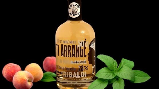 Rhum arrangé pêche basilic - Tribaldi